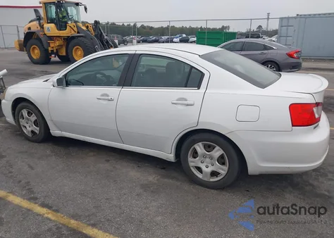 2011 Mitsubishi Galant Es/Se z USA, uszkodzony, nr VIN 4A32B3FF2BE017272